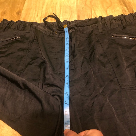 Lane Bryant Dark Grey Lightweight Satin Feel Cargo Utility Pants Womens Size 24 - Picture 8 of 12